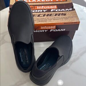 Skechers Men's Black Glides Calculous Shoes